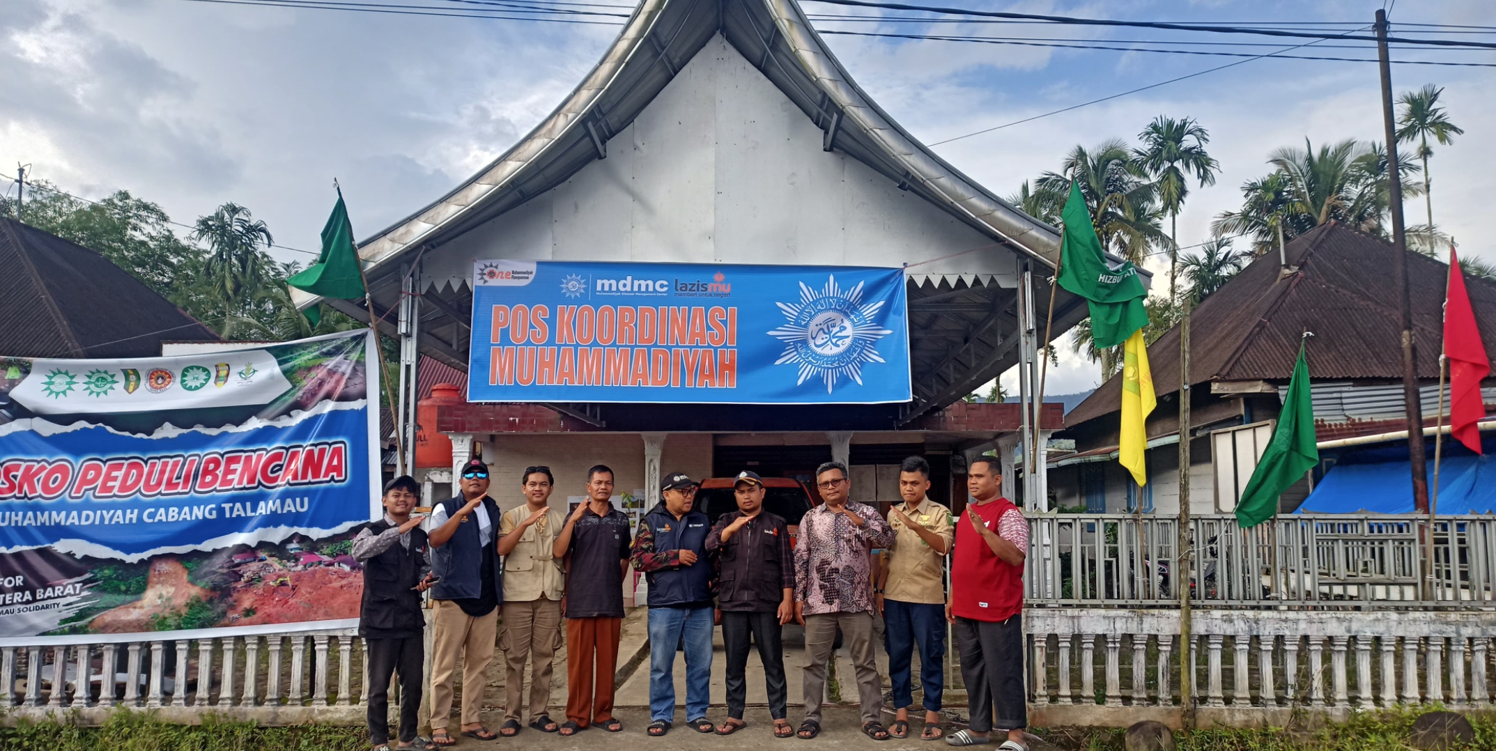Muhammadiyah Sumbar Salurkan Bantuan untuk Korban Longsor Pasaman Barat